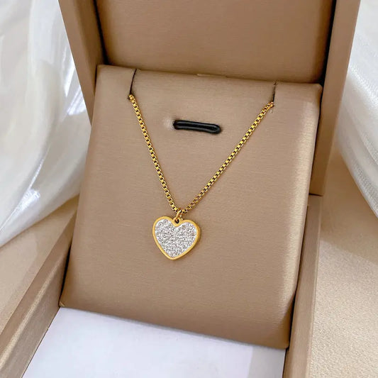 Shiny Heart Shaped Zircon Pendant Necklace Gold